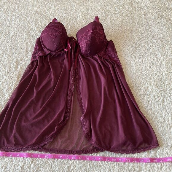 Maroon nightie  - Picture 15 of 16
